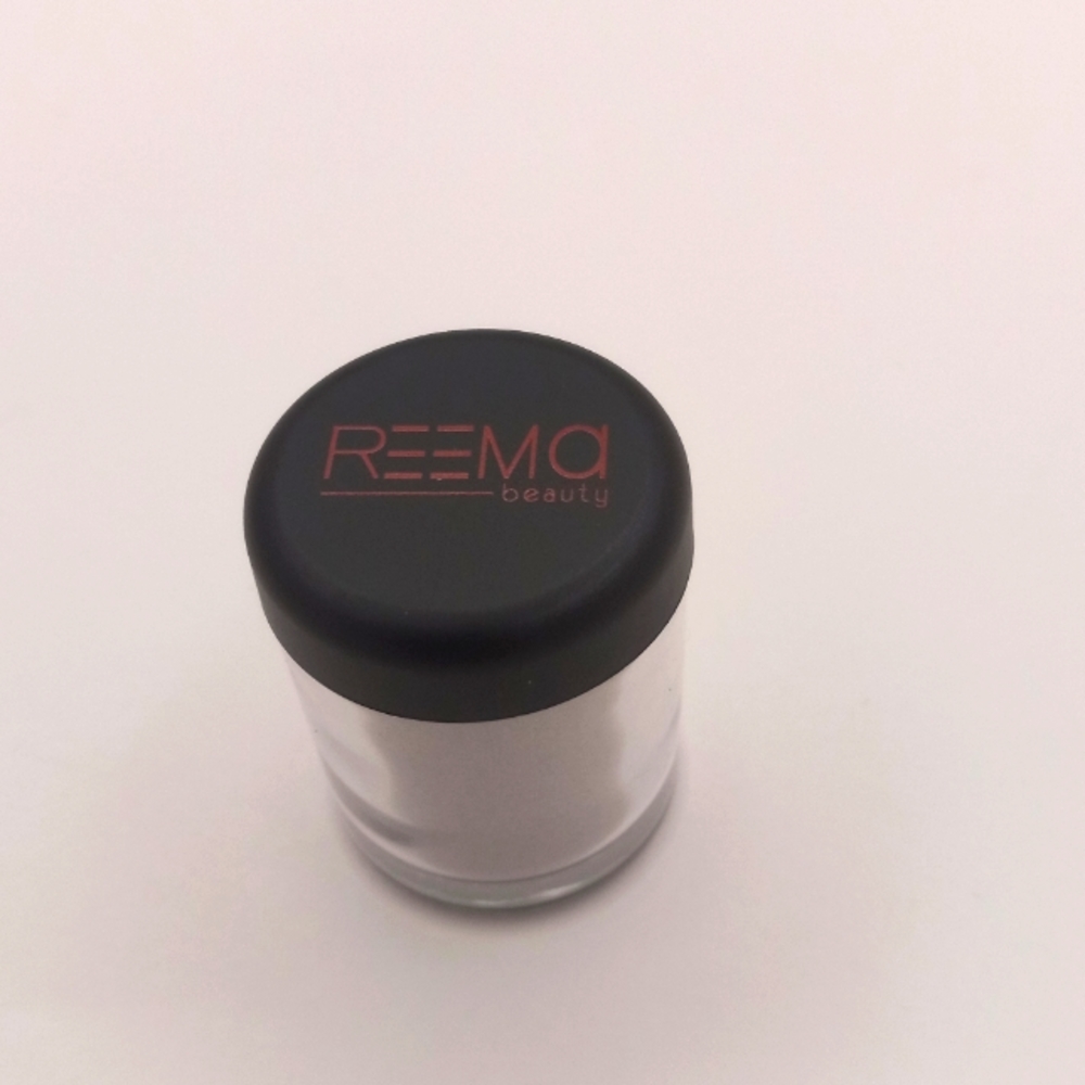 Eye Shadow - Picture 2 of 3